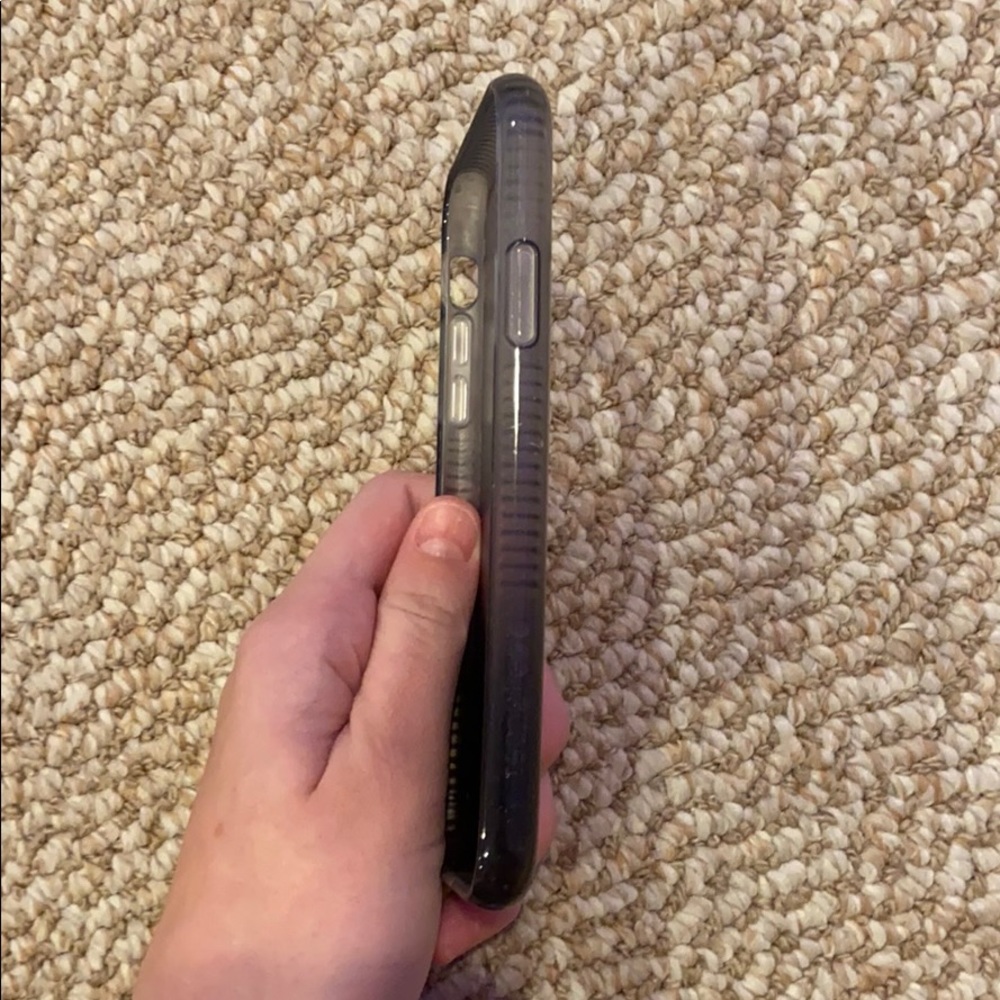 Tech21 iPhone 11 case - Picture 3 of 4